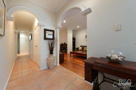 Property photo of 1 Curtis Road Melville WA 6156