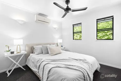 Property photo of 2/22 Manchester Terrace Taringa QLD 4068