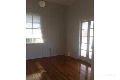Property photo of 34 Harrogate Street Woolloongabba QLD 4102