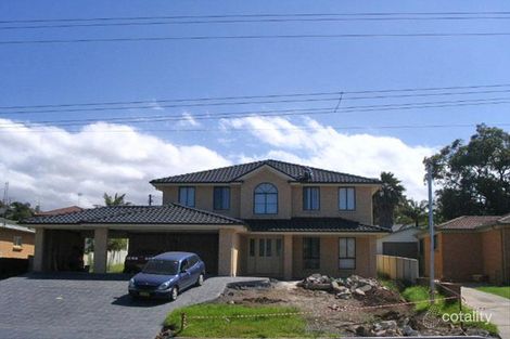 32 Captain Cook Dr, Barrack Heights, NSW 2528