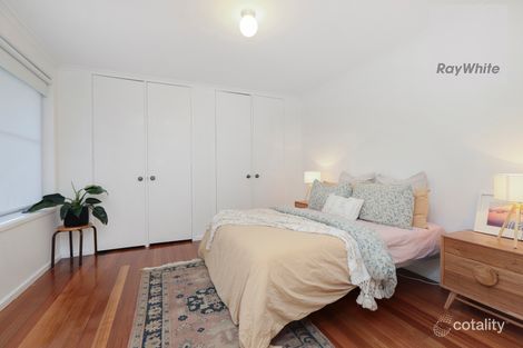 Property photo of 11 Barrington Crescent Gladstone Park VIC 3043
