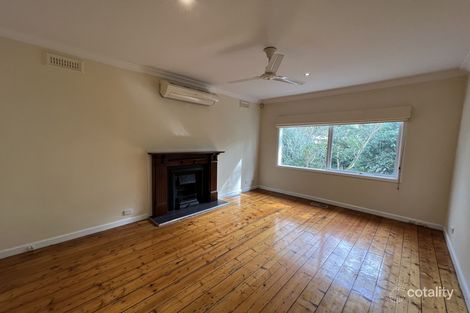 Property photo of 17 Silverley Road Croydon VIC 3136