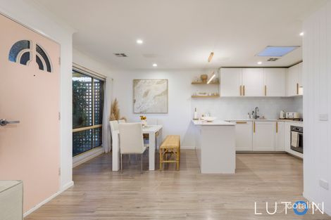 Property photo of 17/27 Elm Way Jerrabomberra NSW 2619