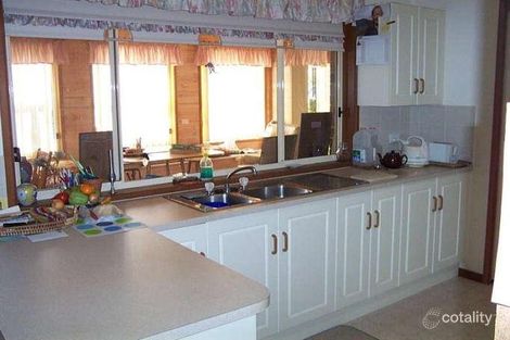 Property photo of 6 Regal Place Bomaderry NSW 2541
