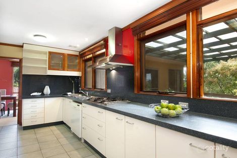 Property photo of 10 Werribee Crescent Farrer ACT 2607