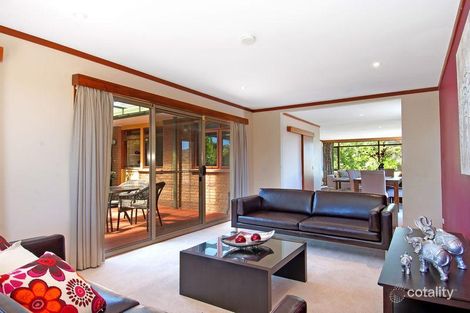 Property photo of 10 Werribee Crescent Farrer ACT 2607
