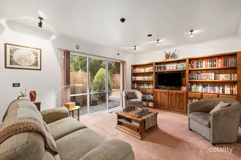 Property photo of 12 City Road Ringwood VIC 3134