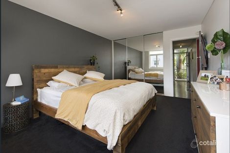 Property photo of 2/150 Kent Street New Farm QLD 4005