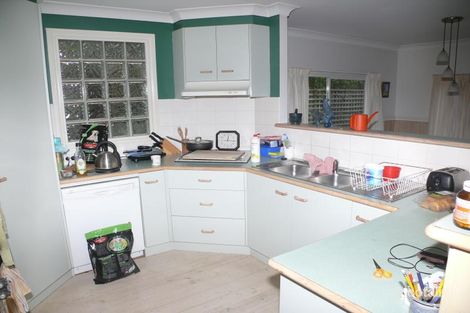 Property photo of 32 Garden Circle Berrambool NSW 2548