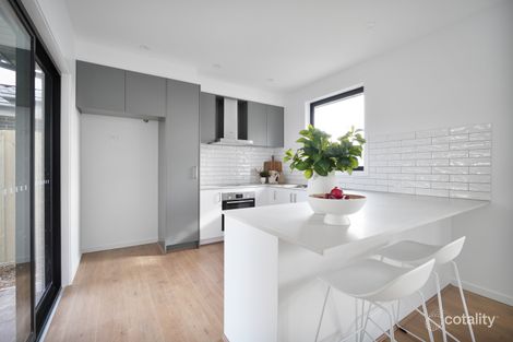 Property photo of 1/9 Elsey Road Reservoir VIC 3073