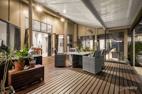 Property photo of 18 Barton Drive Sandhurst VIC 3977