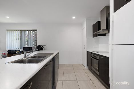 Property photo of 20 Lakeside Crescent Ningi QLD 4511