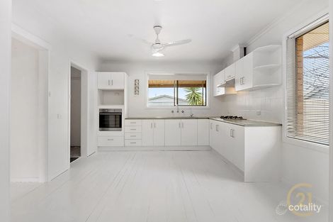 9 Cheltenham Cres, Salisbury East, SA 5109