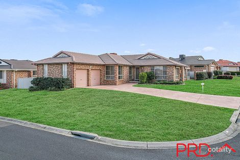 Property photo of 43 Wahroonga Drive Hillvue NSW 2340