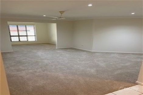 Property photo of 27 Springfield Drive Norman Gardens QLD 4701