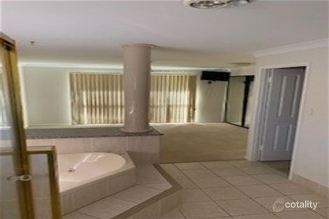 Property photo of 27 Springfield Drive Norman Gardens QLD 4701