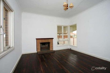 Property photo of 16 Waverley Road Coolbellup WA 6163