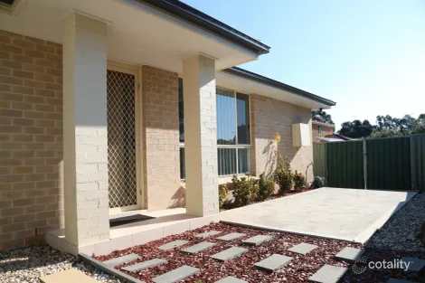 32 Hodges Pl, Currans Hill, NSW 2567