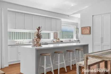 Property photo of 11 Brookwater Crescent Mollymook Beach NSW 2539