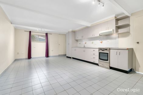 Property photo of 3 Wernicke Close Prairiewood NSW 2176
