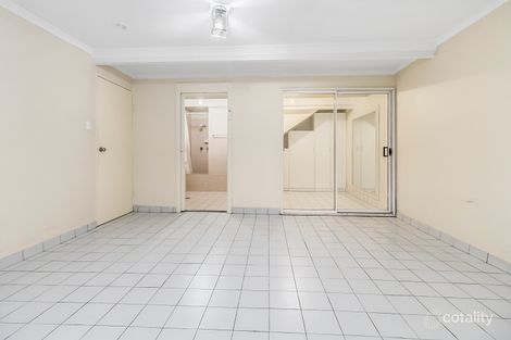 Property photo of 3 Wernicke Close Prairiewood NSW 2176