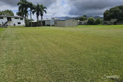 26 Wallis St, Trebonne, QLD 4850