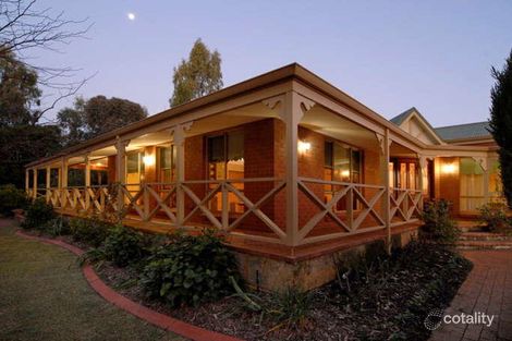 12 Livingstone Dr, Canning Vale, WA 6155