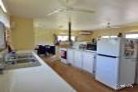 Property photo of 42 Circular Way Trunding QLD 4874