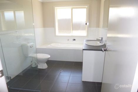 Property photo of 2/27 Clifton Road Jamestown SA 5491