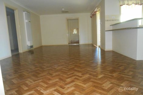 Property photo of 6 Yentoo Drive Glenfield Park NSW 2650