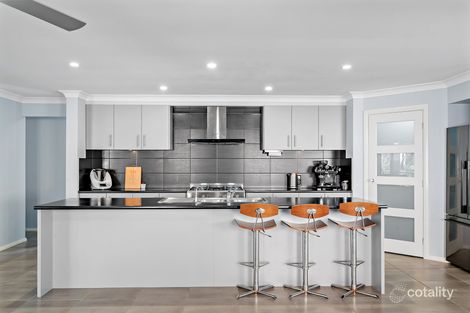 Property photo of 92 Lord Howe Drive Ashtonfield NSW 2323