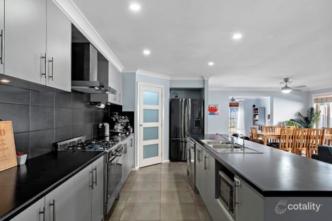 Property photo of 92 Lord Howe Drive Ashtonfield NSW 2323