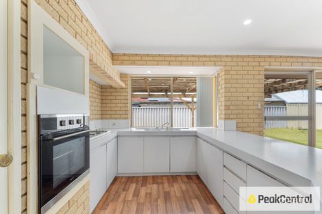 Property photo of 7 Brighton Close Warnbro WA 6169