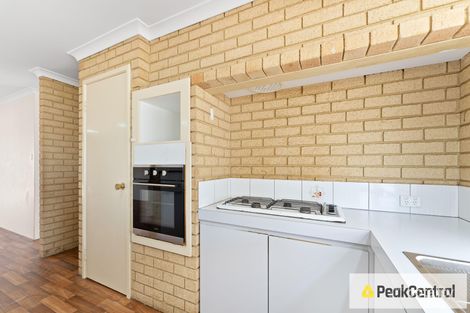 Property photo of 7 Brighton Close Warnbro WA 6169