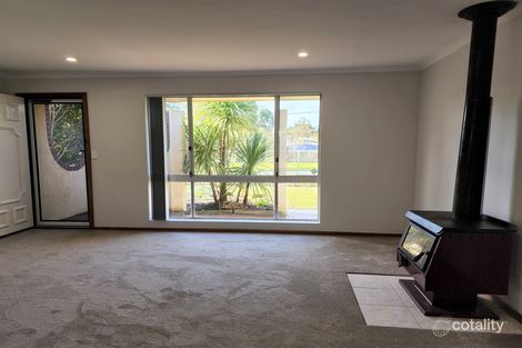 Property photo of 37 Beaufort Road Yakamia WA 6330