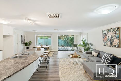 Property photo of 1 Teak Close Forest Hill NSW 2651