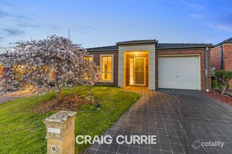 Property photo of 6 Pashia Grove Pakenham VIC 3810