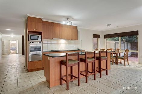Property photo of 8 Conron Grove Doreen VIC 3754