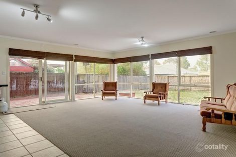 Property photo of 8 Conron Grove Doreen VIC 3754