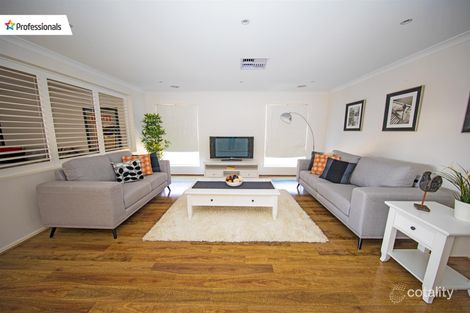 Property photo of 10 Marong Avenue Eynesbury VIC 3338