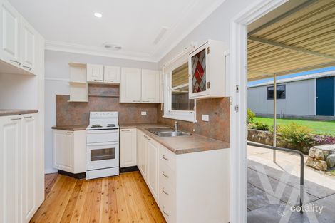 Property photo of 2 Fenwick Crescent Whitebridge NSW 2290