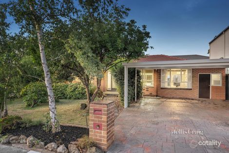 Property photo of 1 Lowen Road Glen Waverley VIC 3150