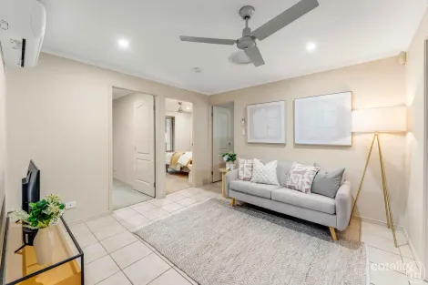 Property photo of 72 Hayward Cashmere QLD 4500