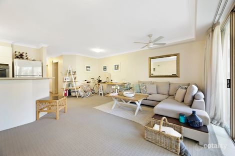 Property photo of 11/15 Santa Monica Road Miami QLD 4220