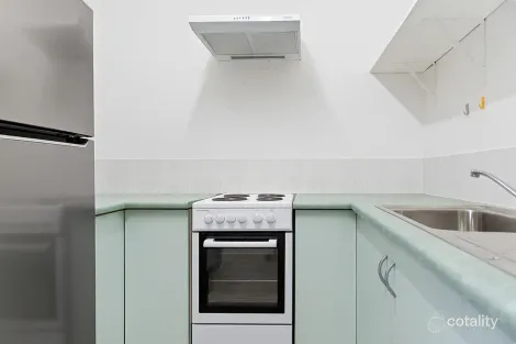 Property photo of 17/4-5 Hollett Close Manunda QLD 4870