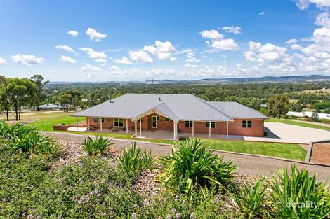 Property photo of 3 Casuarina Place Springvale NSW 2650