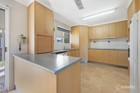 Property photo of 68 Bradman Drive Glenella QLD 4740