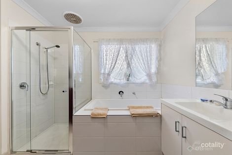 15 Blackburn Mews, Langwarrin, VIC 3910