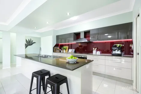 Property photo of 52 Mount Milman Drive Smithfield QLD 4878