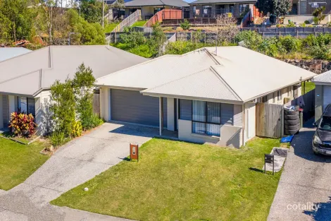 Property photo of 82 Pepper Tree Drive Holmview QLD 4207
